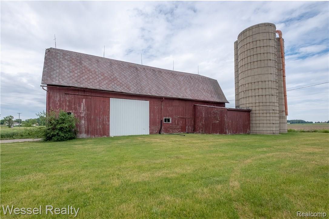 10312 Dolan Road Columbus, MI 48063 - Photo 3 of 35 dolan-002.jpg