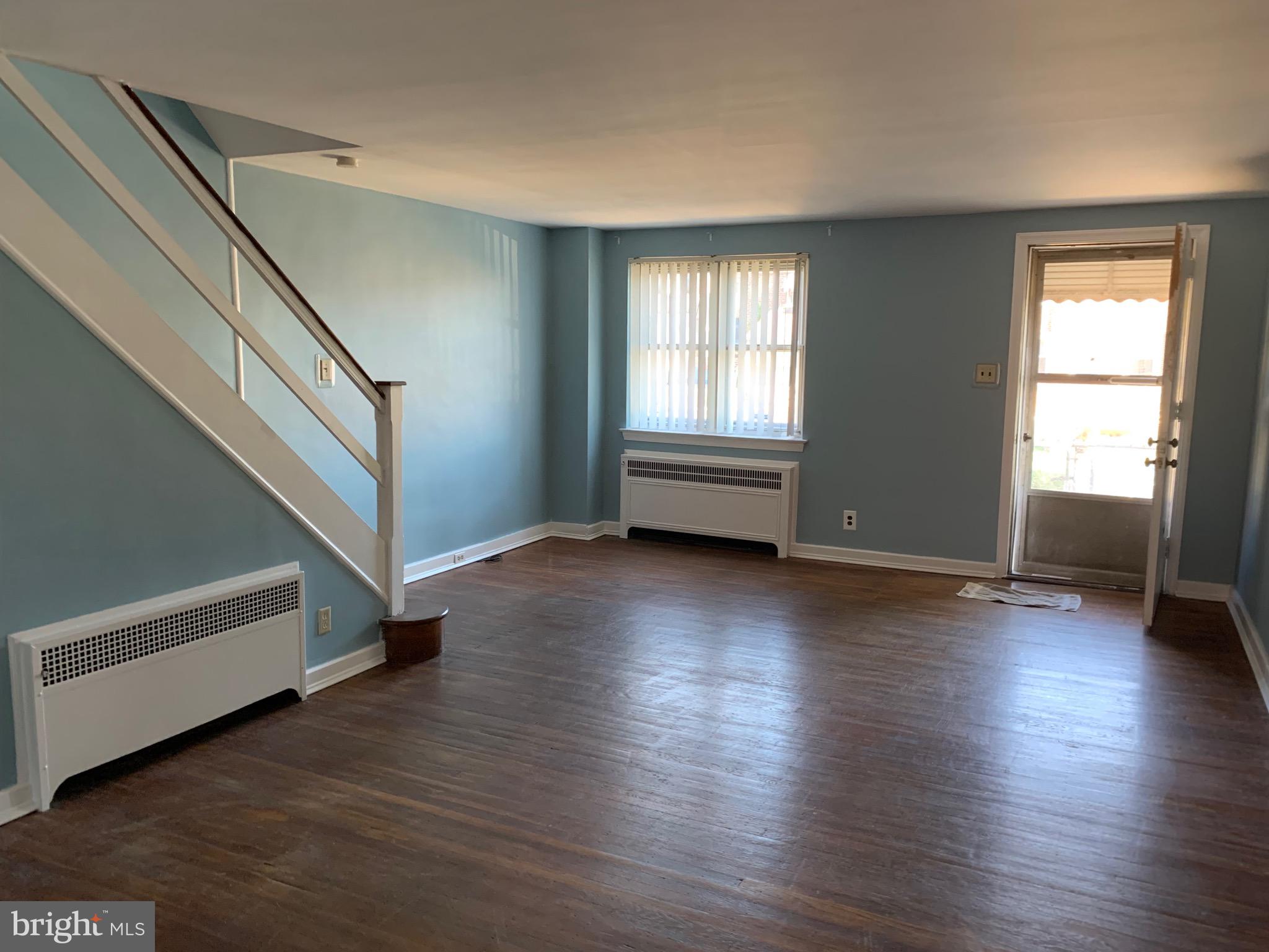 330 Maypole Road Upper Darby, PA 19082 - Photo 4 of 17