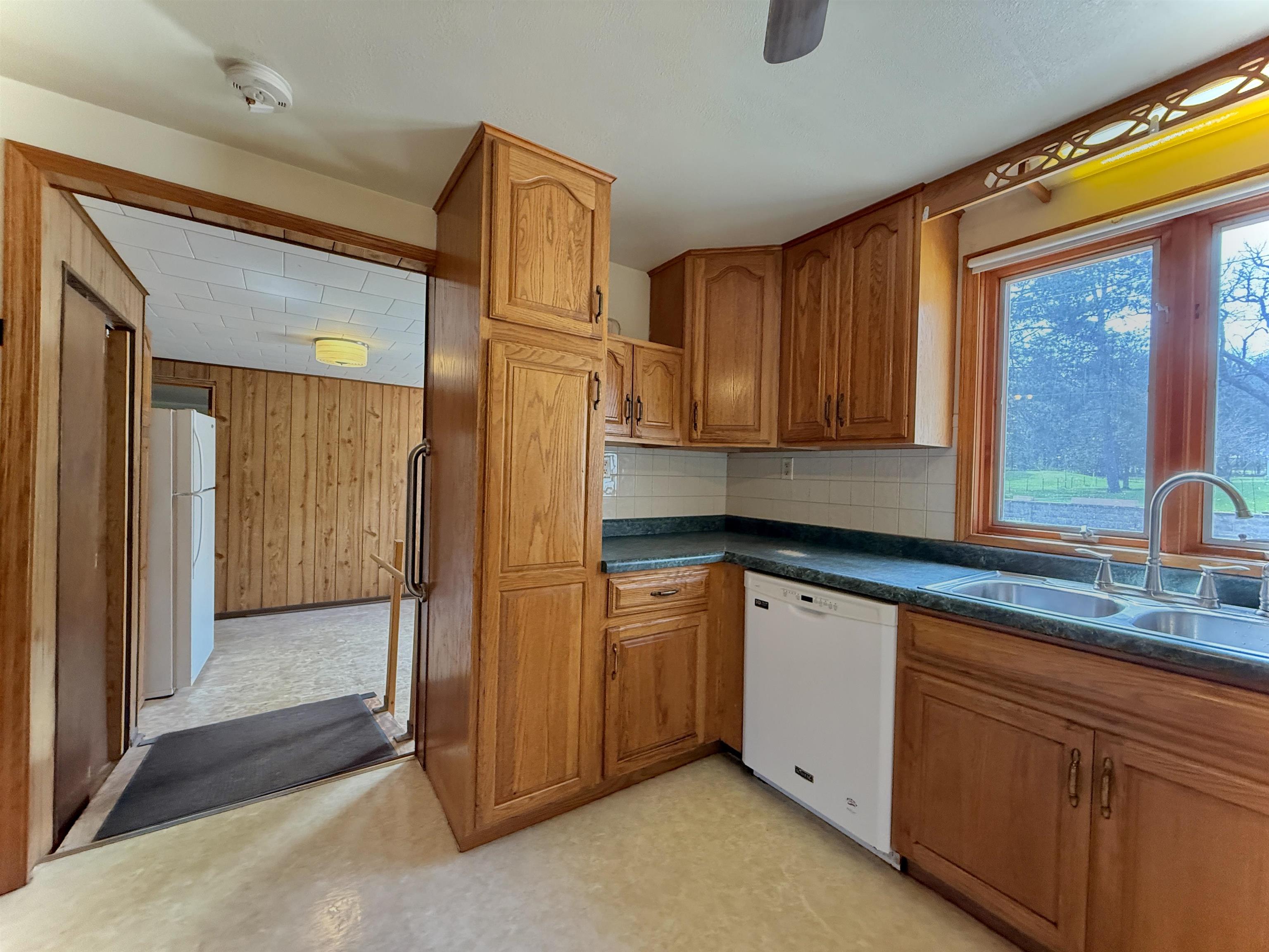 N8706 Landing Road Berlin, WI 54923 - Photo 26 of 78