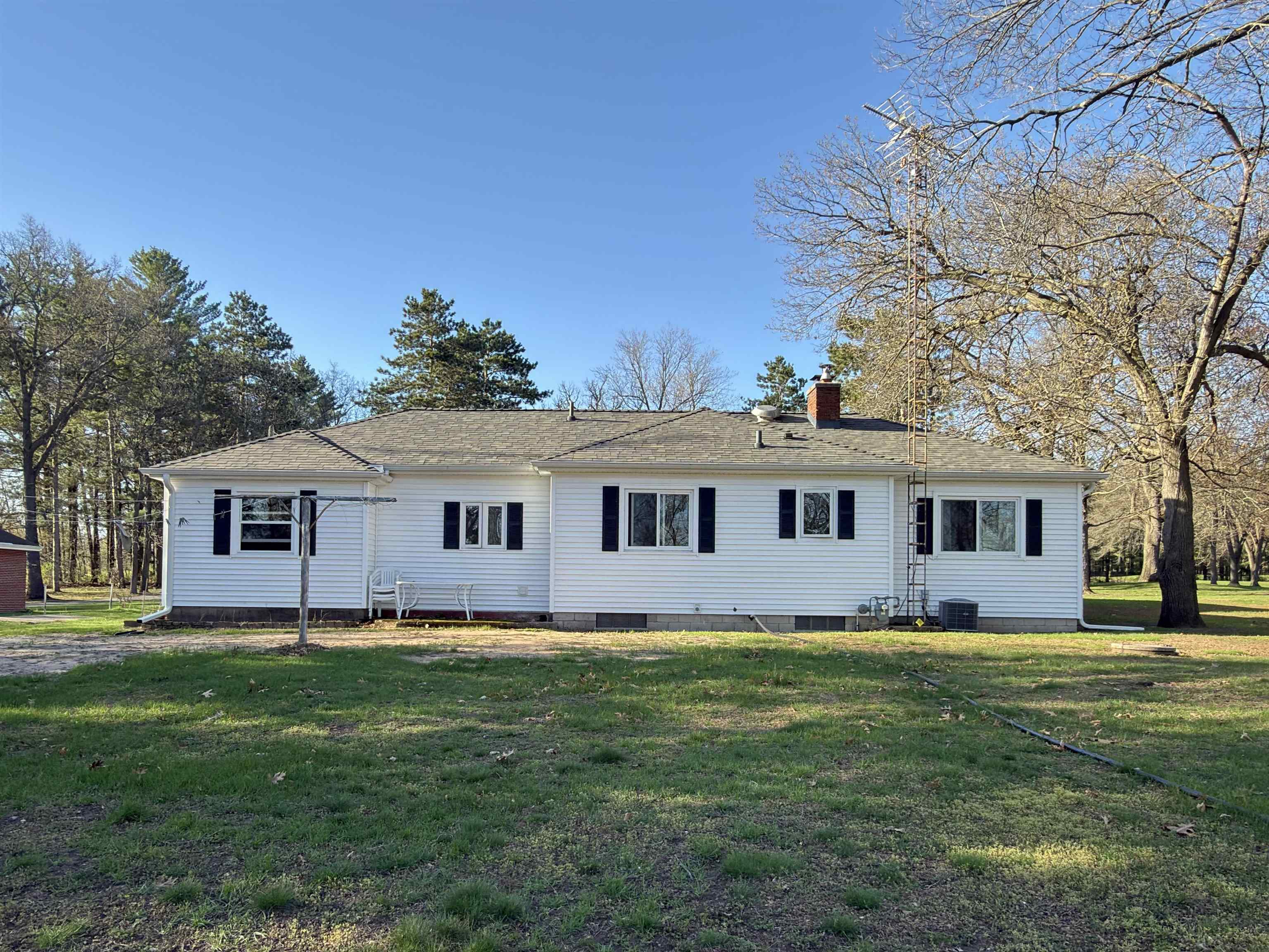 N8706 Landing Road Berlin, WI 54923 - Photo 54 of 78
