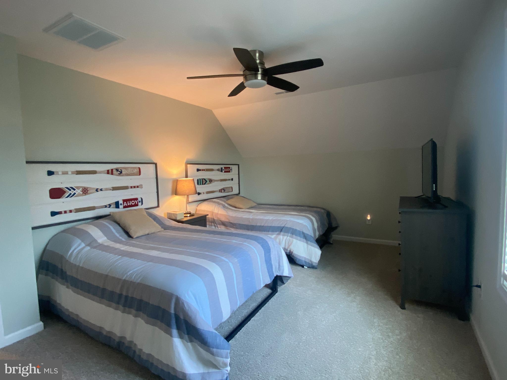 31033 Boatyard Road, Unit 1 Ocean View, DE 19970 - Photo 14 of 24 2nd floor bedroom