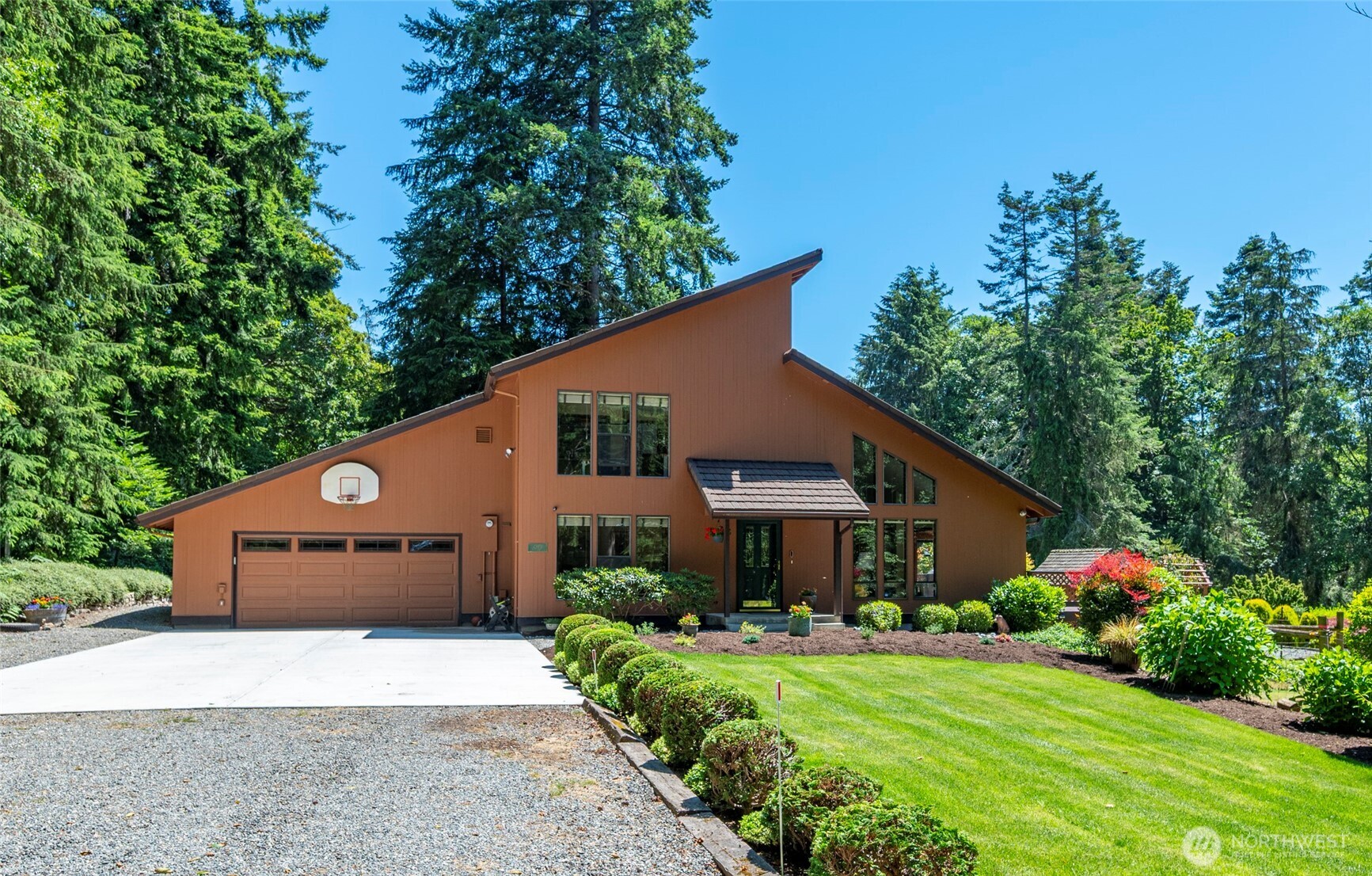 2970 Taylor Road Oak Harbor, WA 98277 - Photo 1 of 40 Gallery Image 1