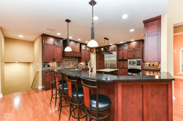 $965,000 | 13584 Creekridge Lane, Fishers, IN 46055