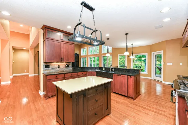 $965,000 | 13584 Creekridge Lane, Fishers, IN 46055