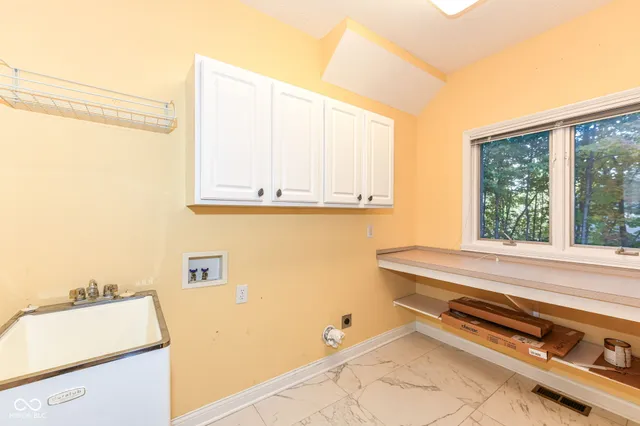 $965,000 | 13584 Creekridge Lane, Fishers, IN 46055