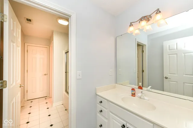 $965,000 | 13584 Creekridge Lane, Fishers, IN 46055