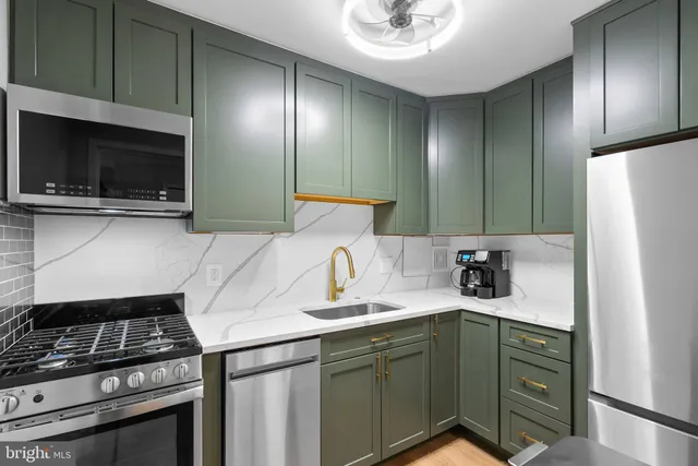 $2,600 | 2401 H Street Northwest, Unit 208, Washington, DC 20037