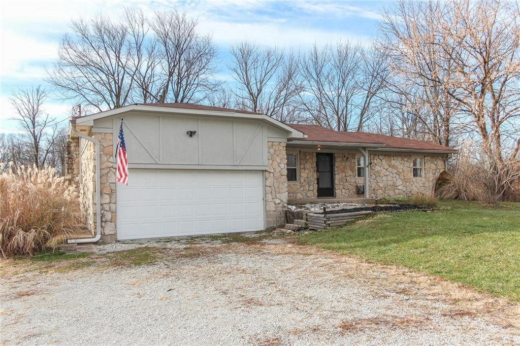 11308 North Kitchen Road Mooresville, IN 46158 - Photo 2 of 24 Gallery Image 2