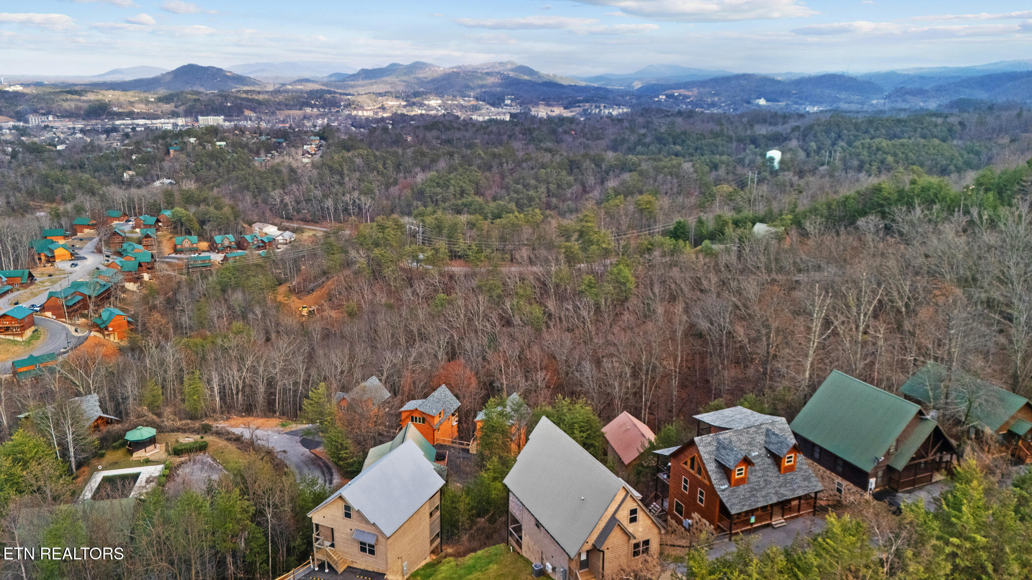 3321 Pine Peak Way Sevierville, TN 37862 - Photo 43 of 48 dji_20251203152322_0080_d
