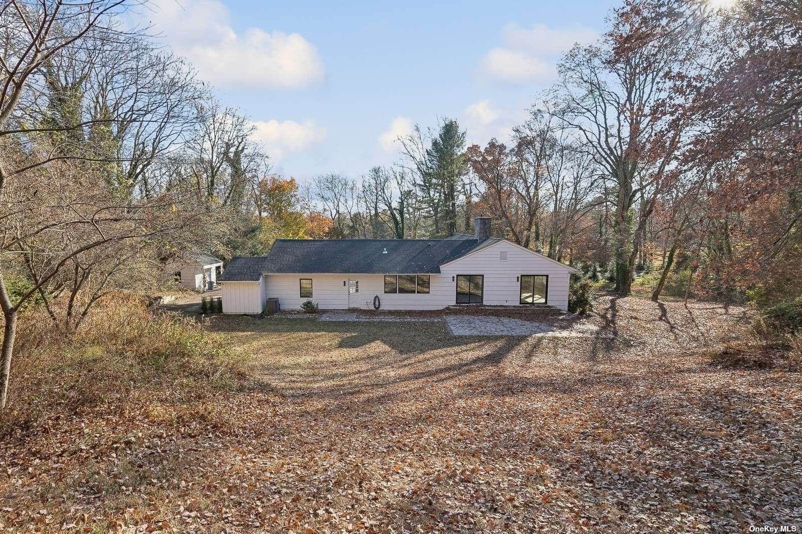 471 A Woodbury Road, Unit A Cold Spring Harbor, NY 11724 - Photo 11 of 11