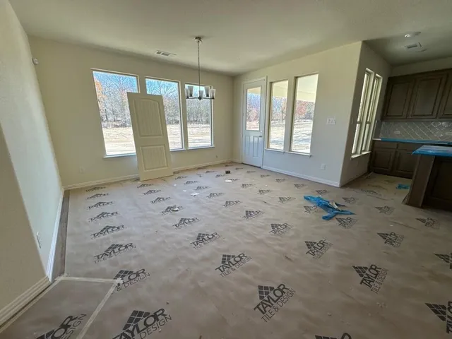 $485,100 | 148 Oak Grv Way, Springtown, TX 76082