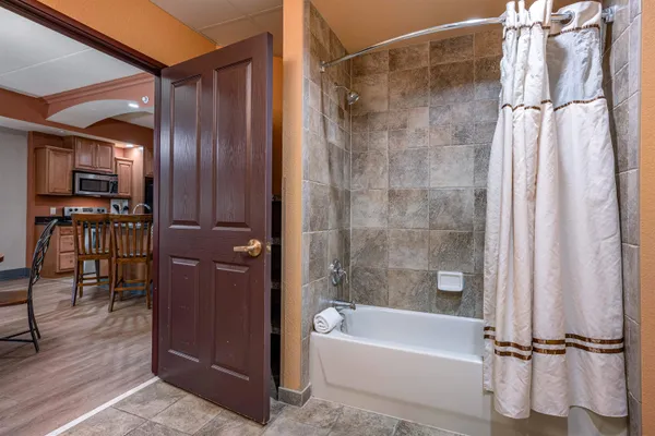 $214,900 | 2411 River, Unit 2359, Wisconsin Dells, WI 53965