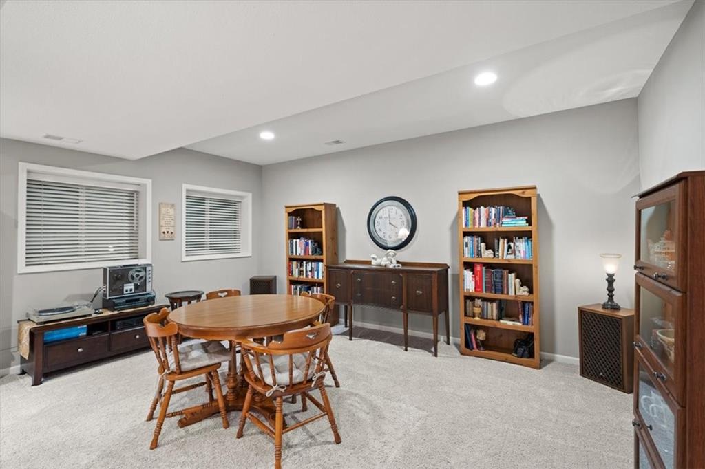 19372 West 210th Street Spring Hill, KS 66083 - Photo 21 of 26