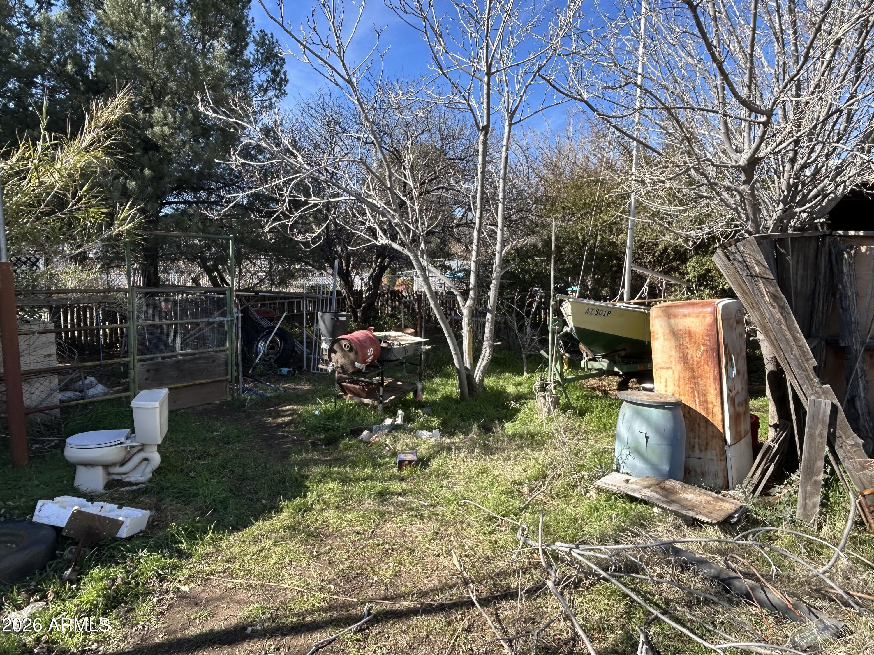 16614 Shrine Drive Yarnell, AZ 85362 - Photo 34 of 40 a backyard of a house with seating space