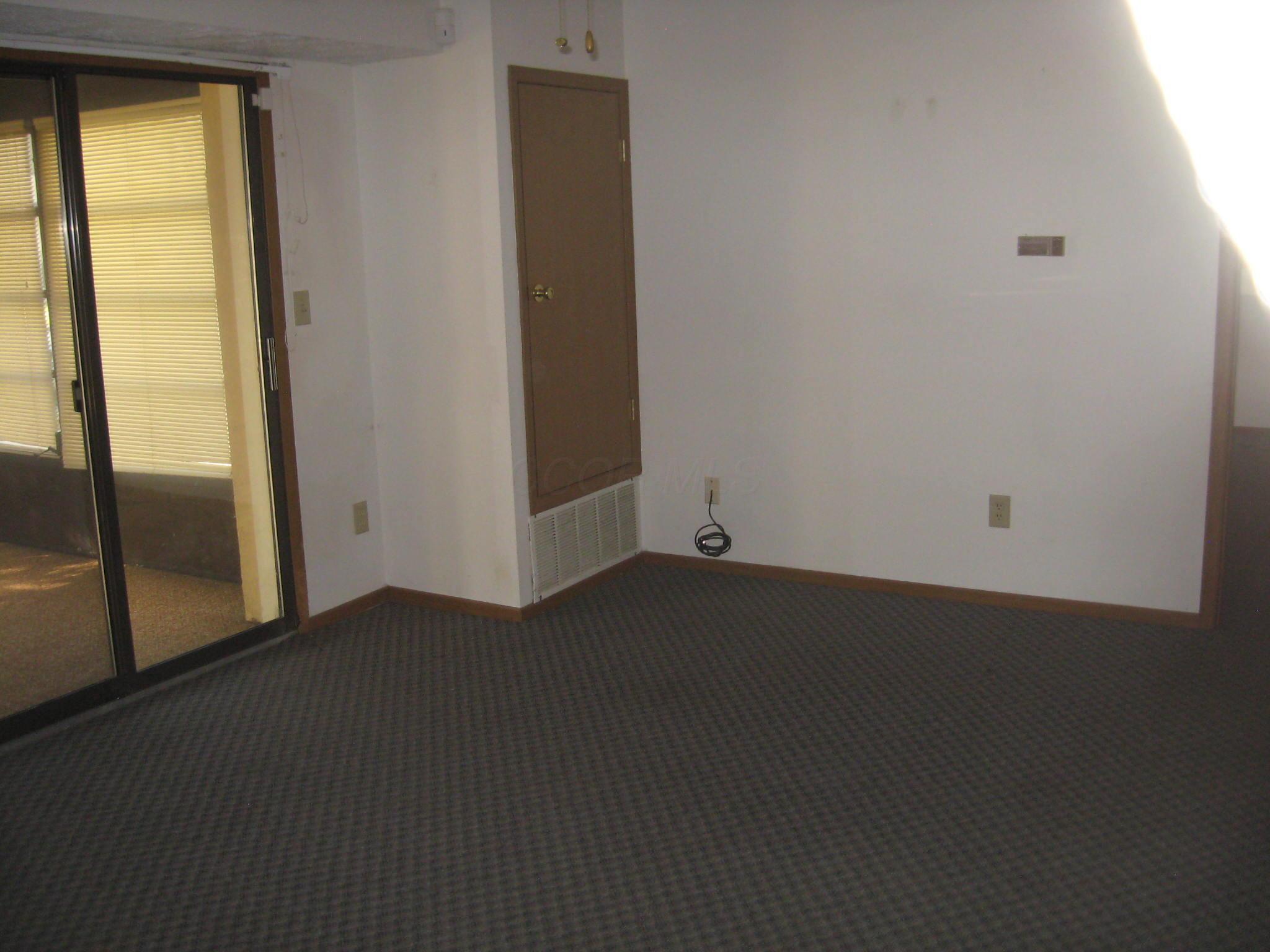 3967 Karl Road, Unit 123 Columbus, OH 43224 - Photo 10 of 24 IMG_0180