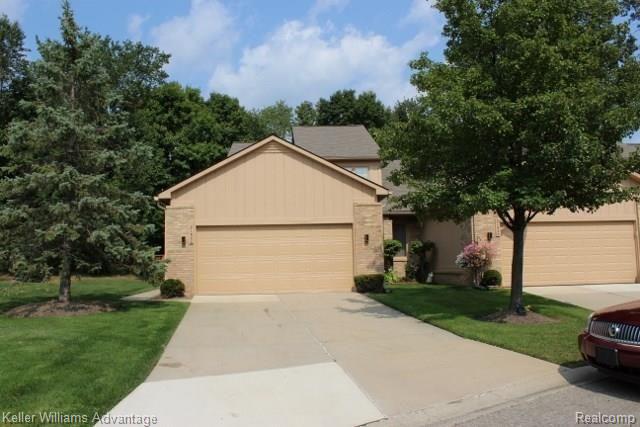21530 River Ridge Court Farmington Hills, MI 48335 - Photo 1 of 64