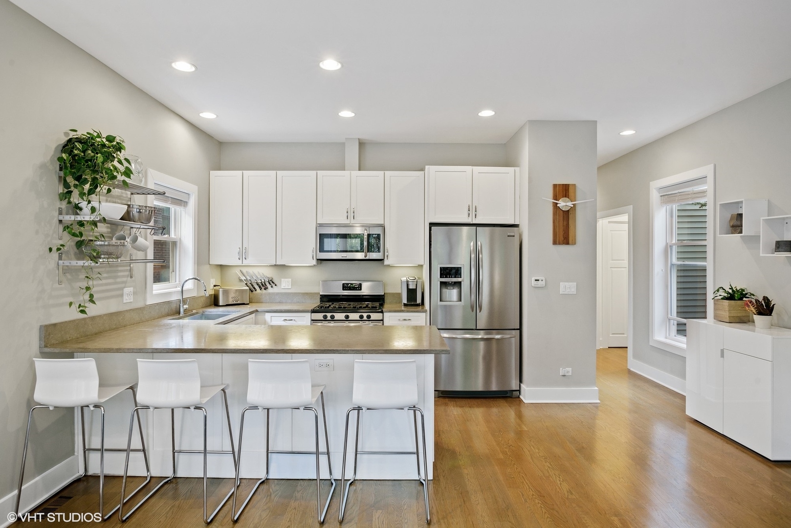 112 South Boulevard Evanston, IL 60202 - Photo 4 of 26