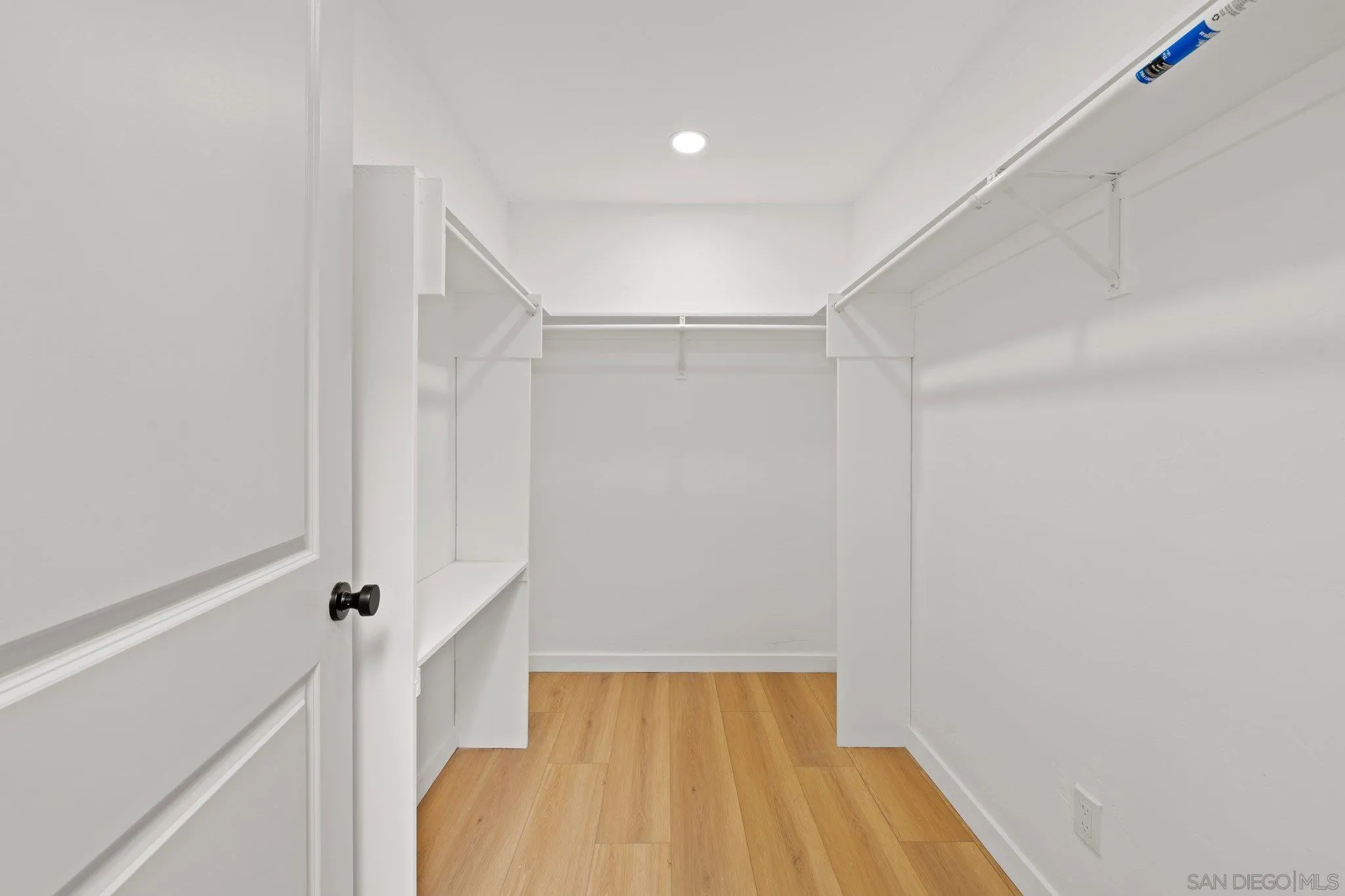 9117 Heatherdale Street Santee, CA 92071 - Photo 19 of 31 a view of wooden floor