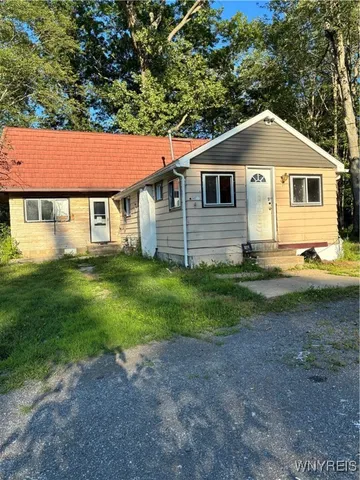 $99,900 | 9497 Harrison Street, Evans, NY 14006