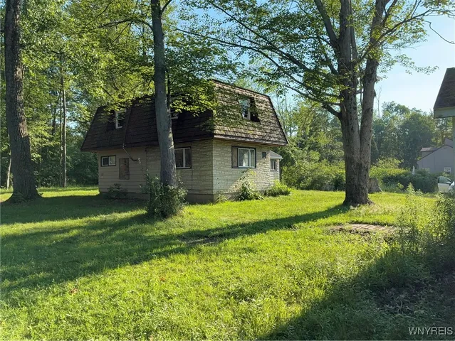 $99,900 | 9497 Harrison Street, Evans, NY 14006