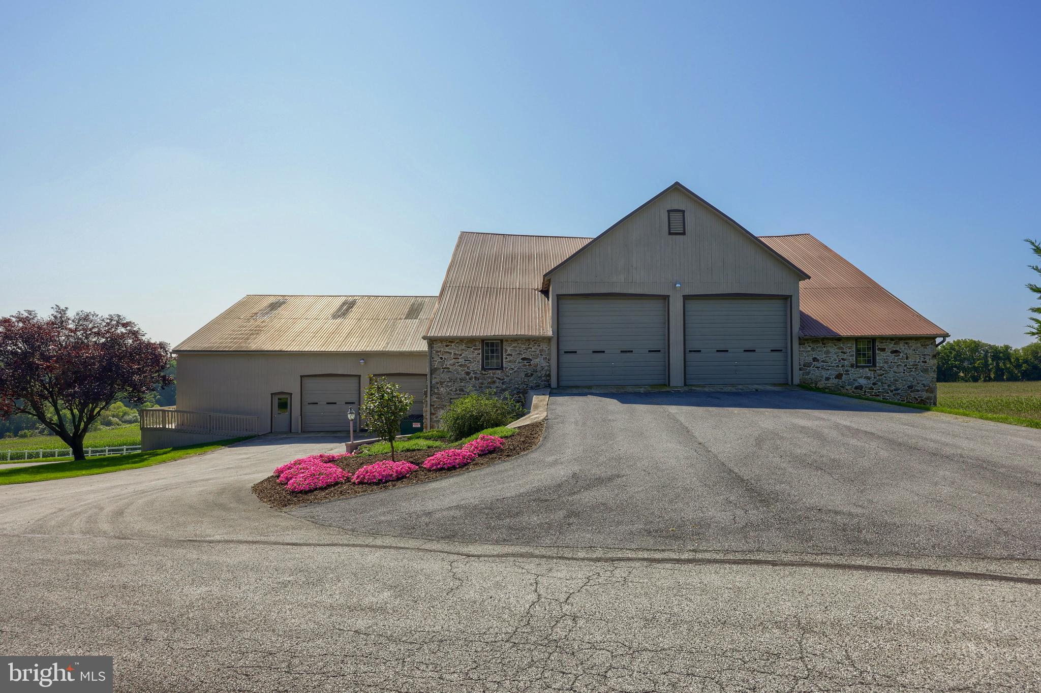 977 Simmontown Road Gap, PA 17527 - Photo 5 of 33 Gallery Image 5