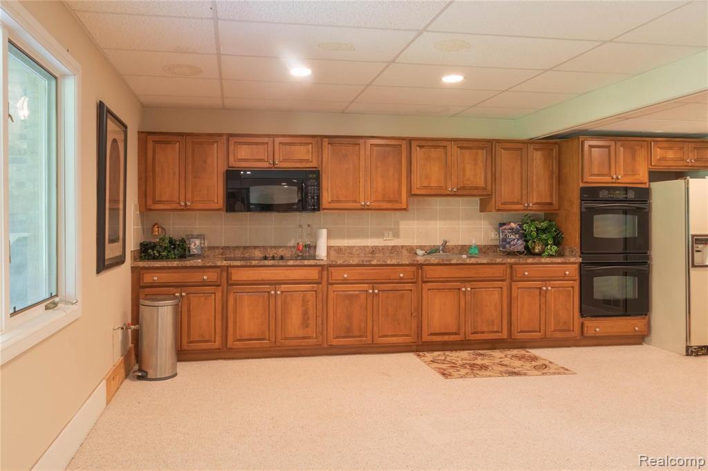 1651 Washington Road Rochester Hills, MI 48306 - Photo 52 of 60