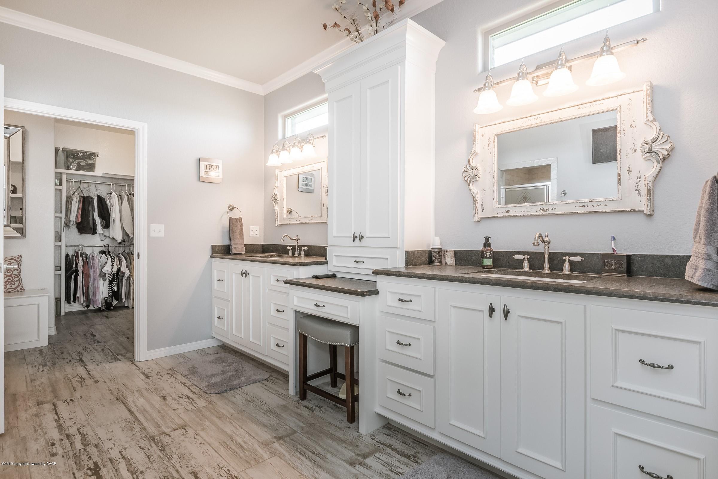 7400 Canyon Bend Road Amarillo, TX 79118 - Photo 25 of 40 024_Master Bathroom-3