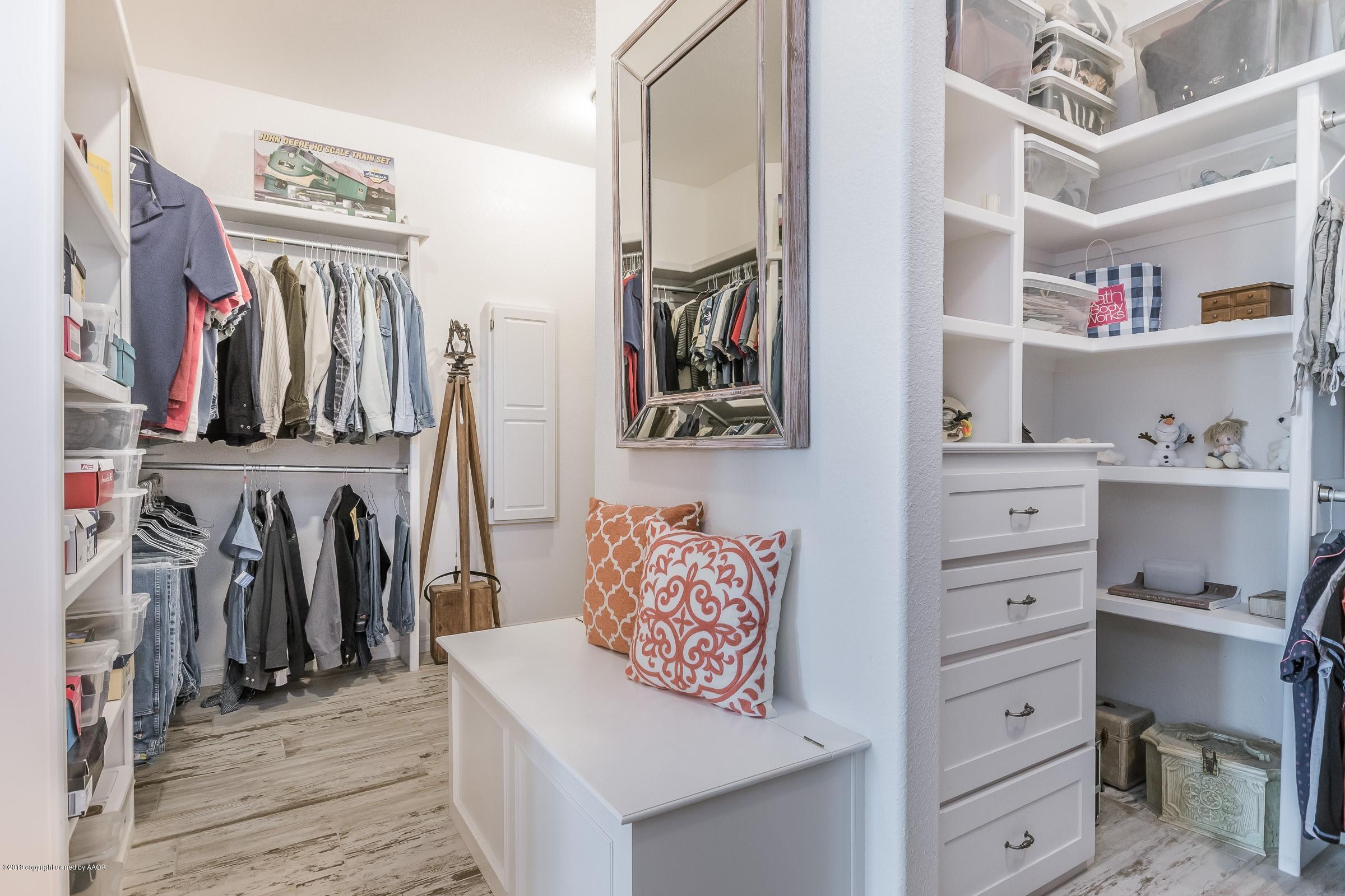 7400 Canyon Bend Road Amarillo, TX 79118 - Photo 26 of 40 025_Master Closet