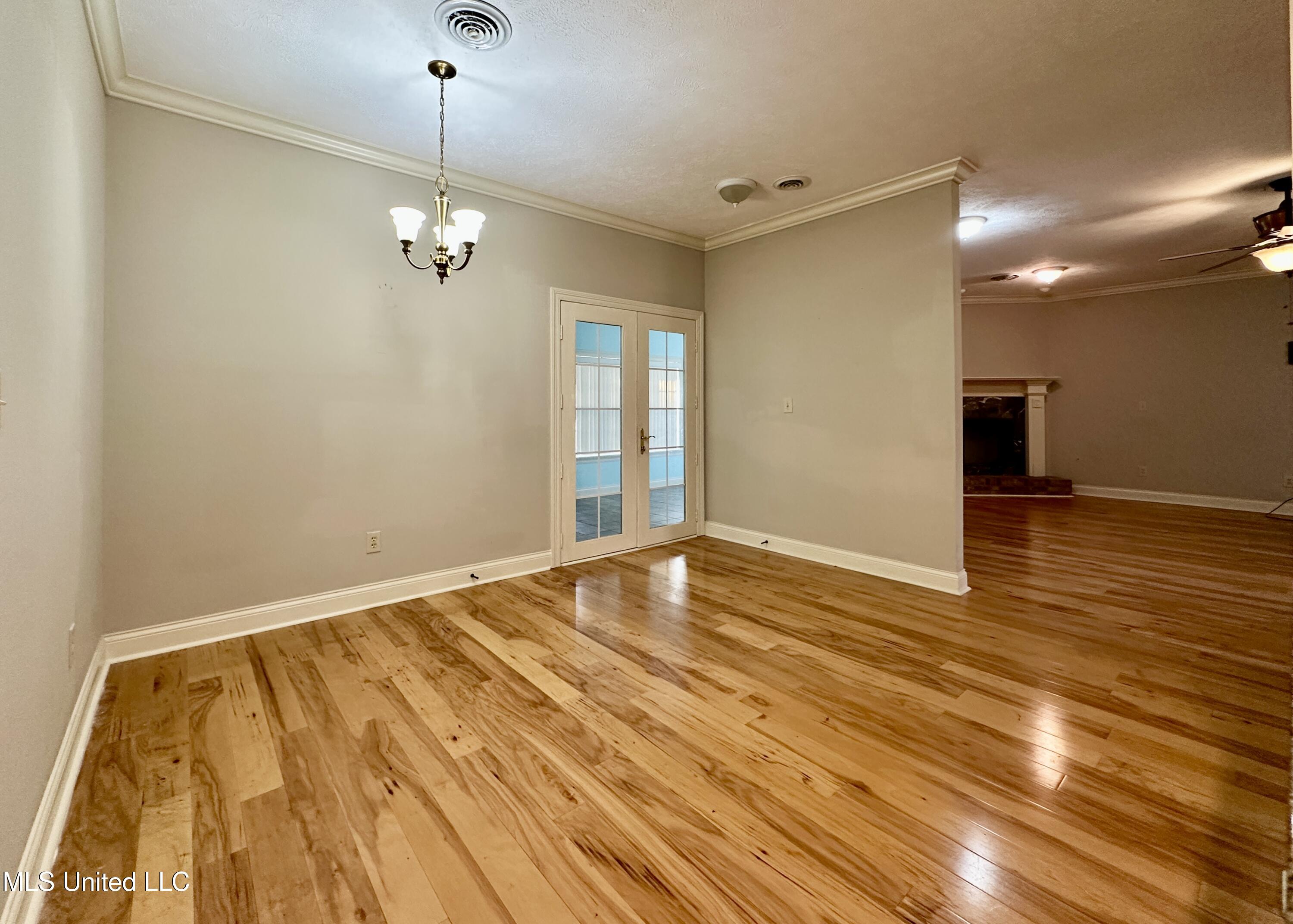 109 Grande Oaks Drive Byram, MS 39272 - Photo 17 of 42 IMG_1496