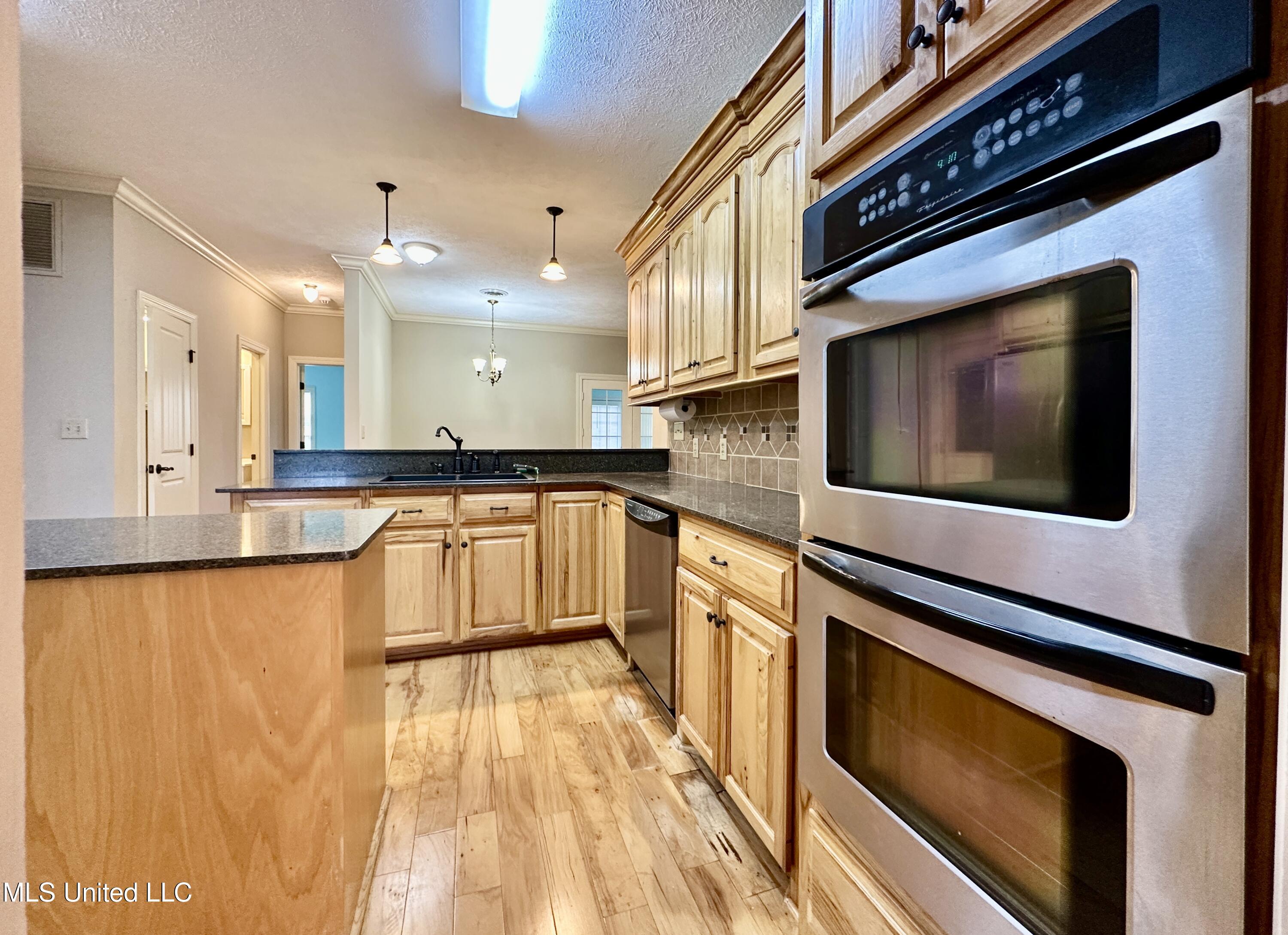 109 Grande Oaks Drive Byram, MS 39272 - Photo 23 of 42 IMG_1489