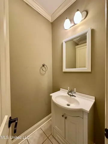 $379,900 | 109 Grande Oaks Drive, Byram, MS 39272