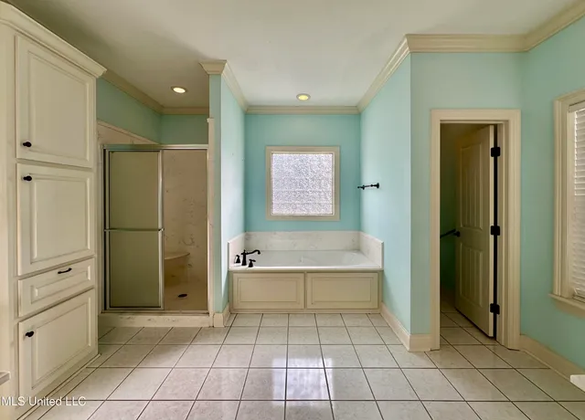 $379,900 | 109 Grande Oaks Drive, Byram, MS 39272