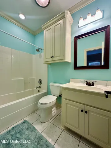 $379,900 | 109 Grande Oaks Drive, Byram, MS 39272