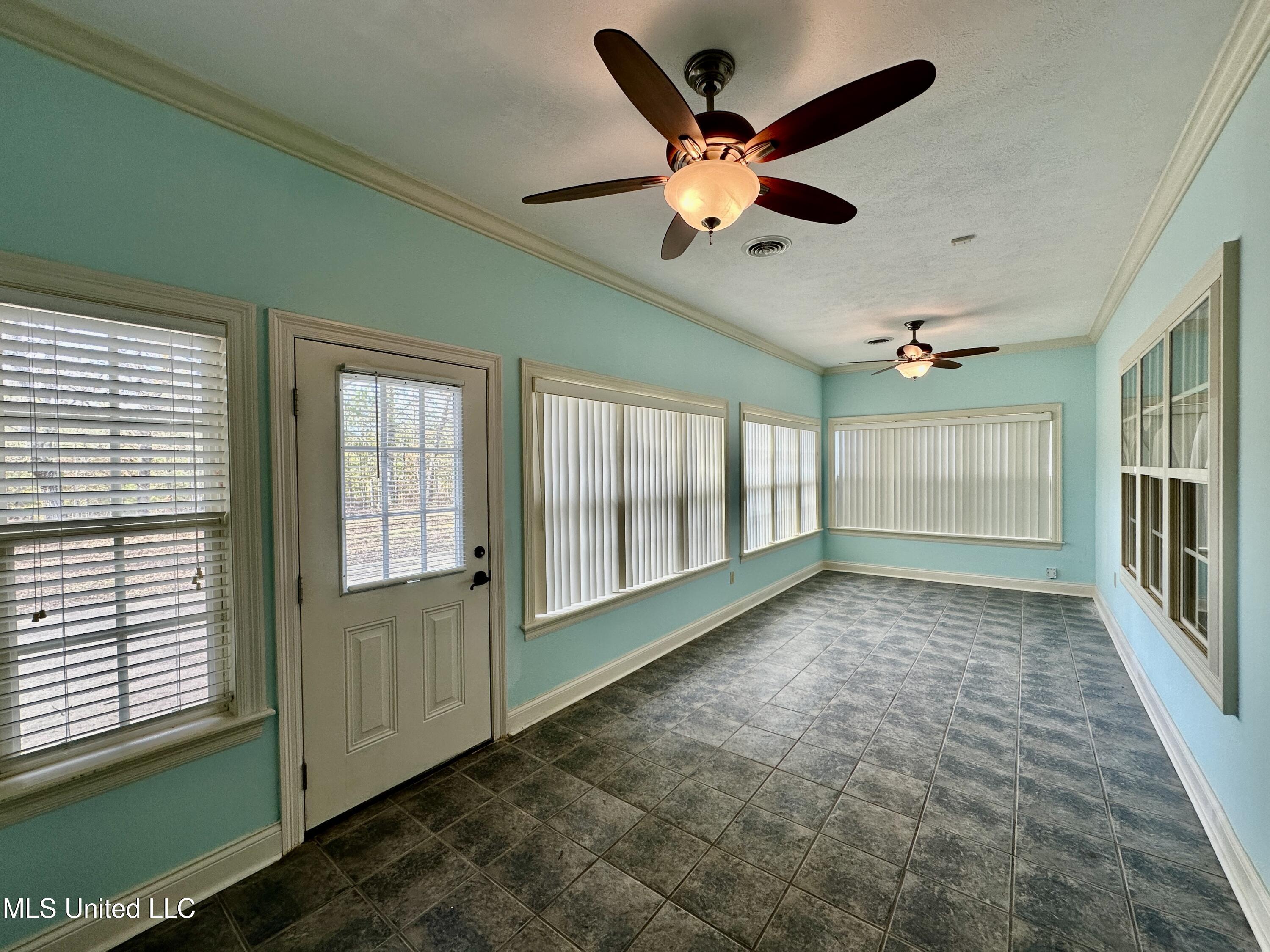 109 Grande Oaks Drive Byram, MS 39272 - Photo 42 of 42 IMG_1509