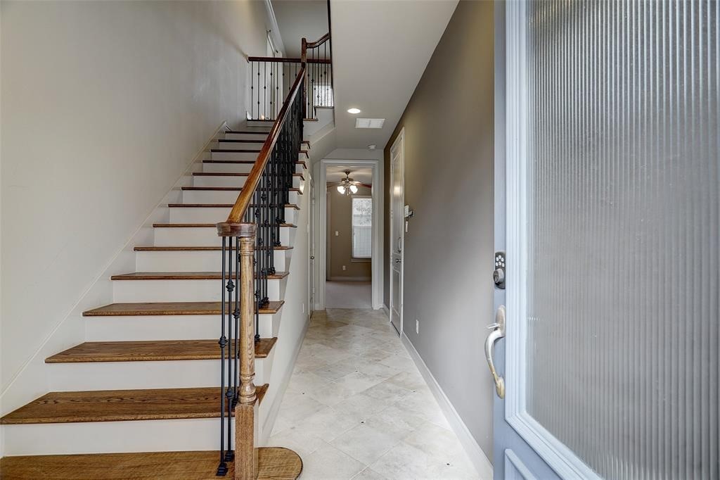 3142 Pemberton Walk Houston, TX 77025 - Photo 4 of 30