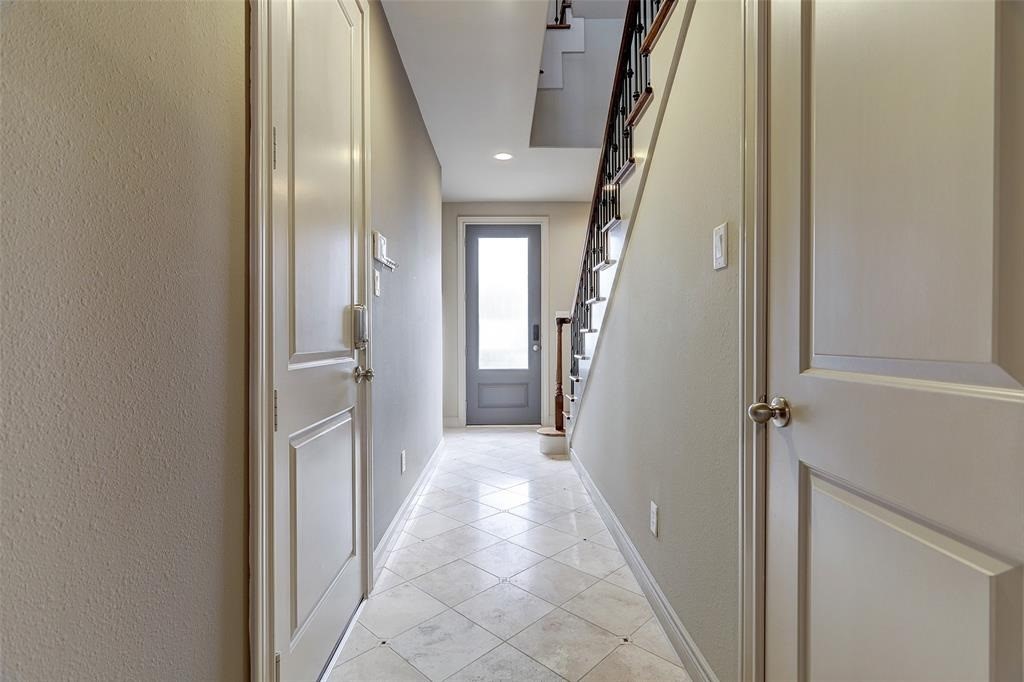 3142 Pemberton Walk Houston, TX 77025 - Photo 8 of 30