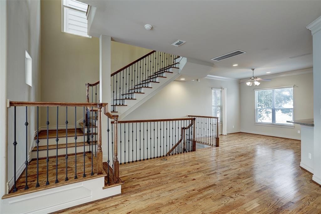 3142 Pemberton Walk Houston, TX 77025 - Photo 10 of 30