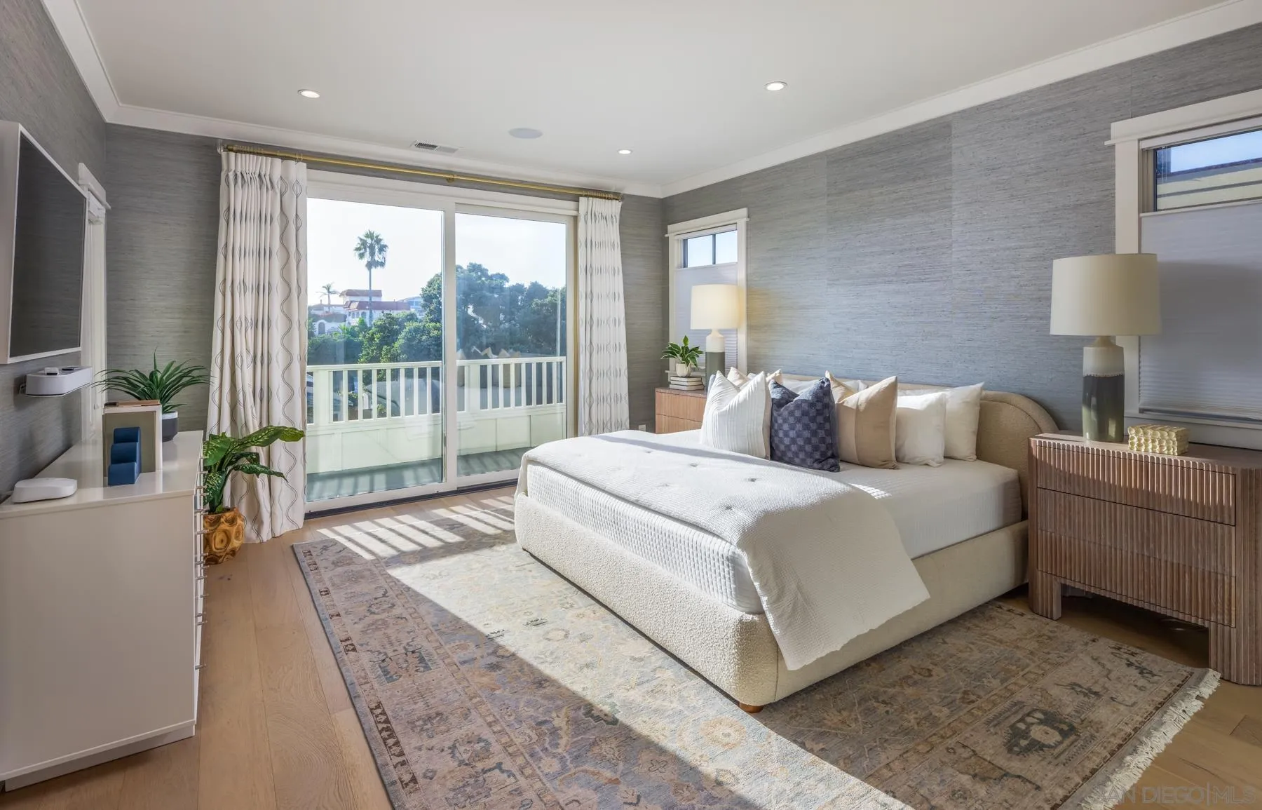 237 La Mesa Avenue Encinitas, CA 92024 - Photo 18 of 40 a bedroom with a bed and a night stand