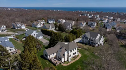 $1,250,000 | 25 Southern View Drive, Narragansett, RI 02882