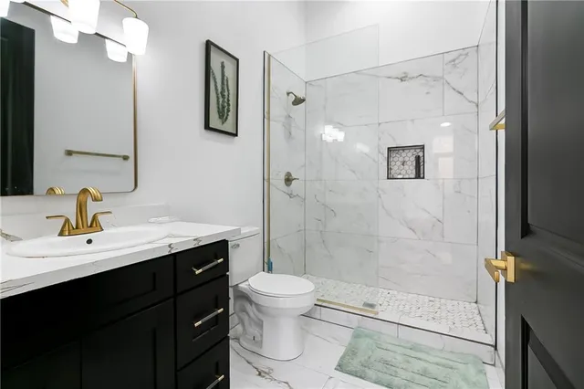 $5,500 | 632 Mandeville Street, Unit 2B, New Orleans, LA 70117