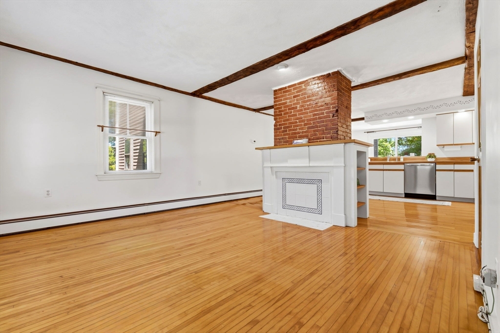 307 Maple Street, Unit 307 Danvers, MA 01923 - Photo 4 of 25 Gallery Image 4