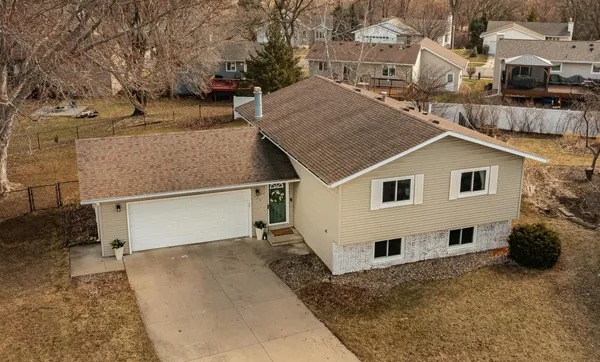 $350,000 | 600 33rd St Lane Northwest, Rochester, MN 55901