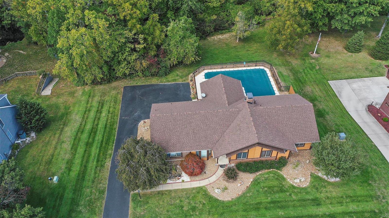 127 Double Eagle Drive St. Charles, MO 63303 - Photo 14 of 61