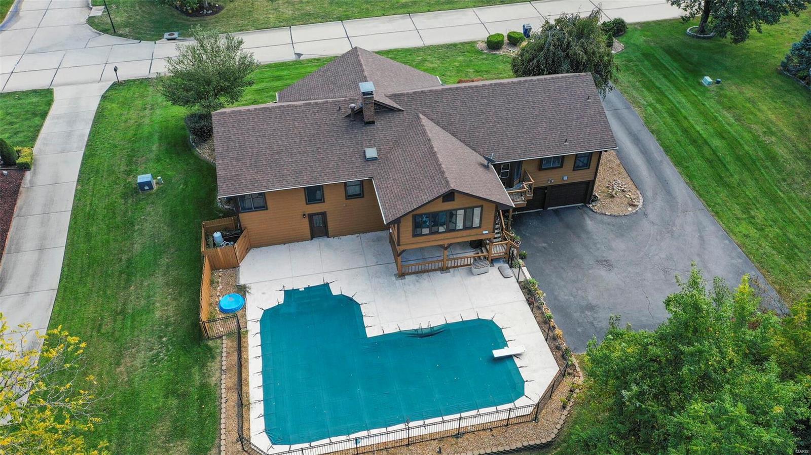 127 Double Eagle Drive St. Charles, MO 63303 - Photo 17 of 61