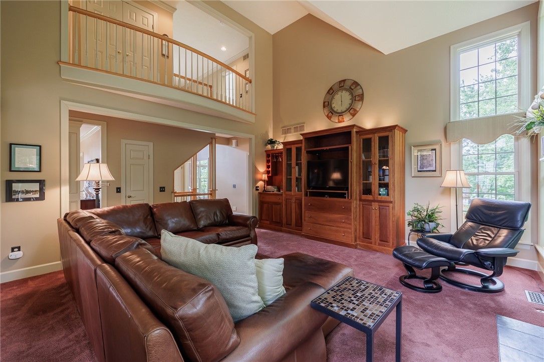 25 Royale Drive Perinton, NY 14450 - Photo 13 of 48