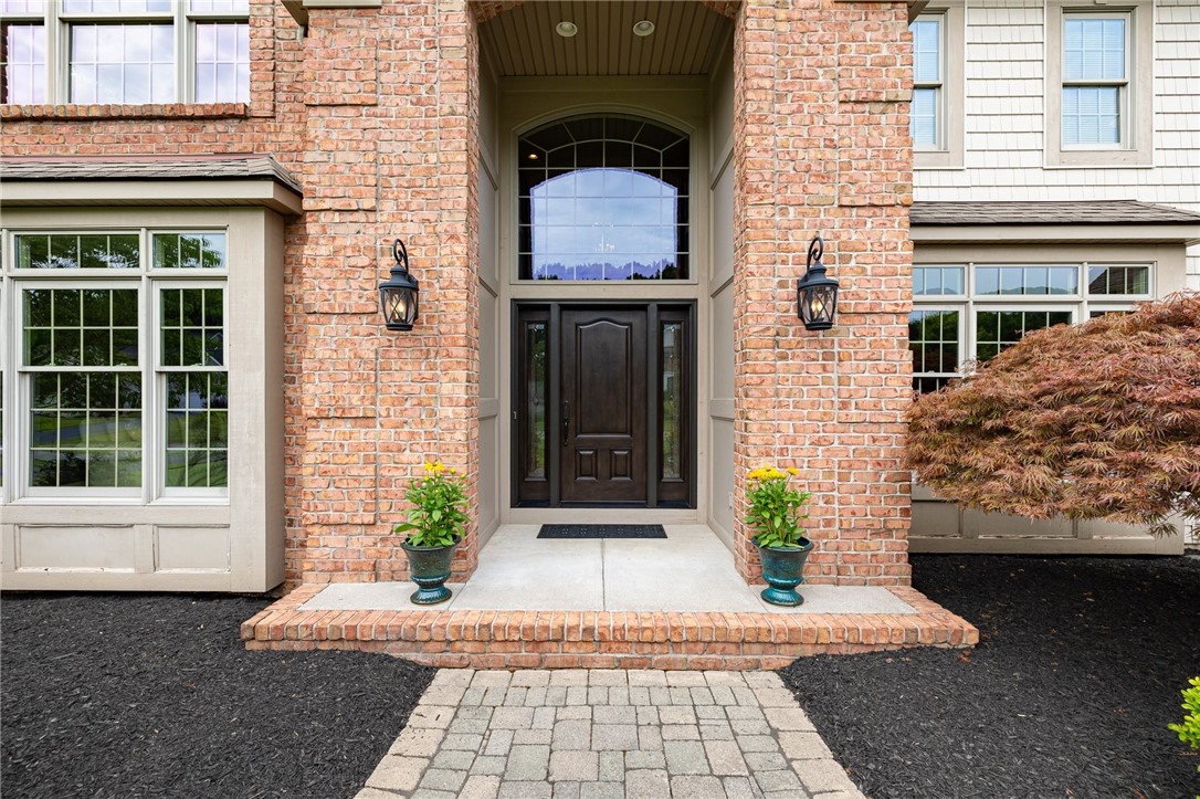 25 Royale Drive Perinton, NY 14450 - Photo 2 of 48