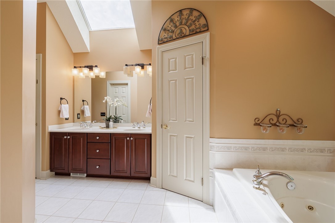 25 Royale Drive Perinton, NY 14450 - Photo 28 of 48