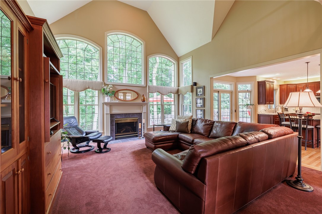 25 Royale Drive Perinton, NY 14450 - Photo 9 of 48