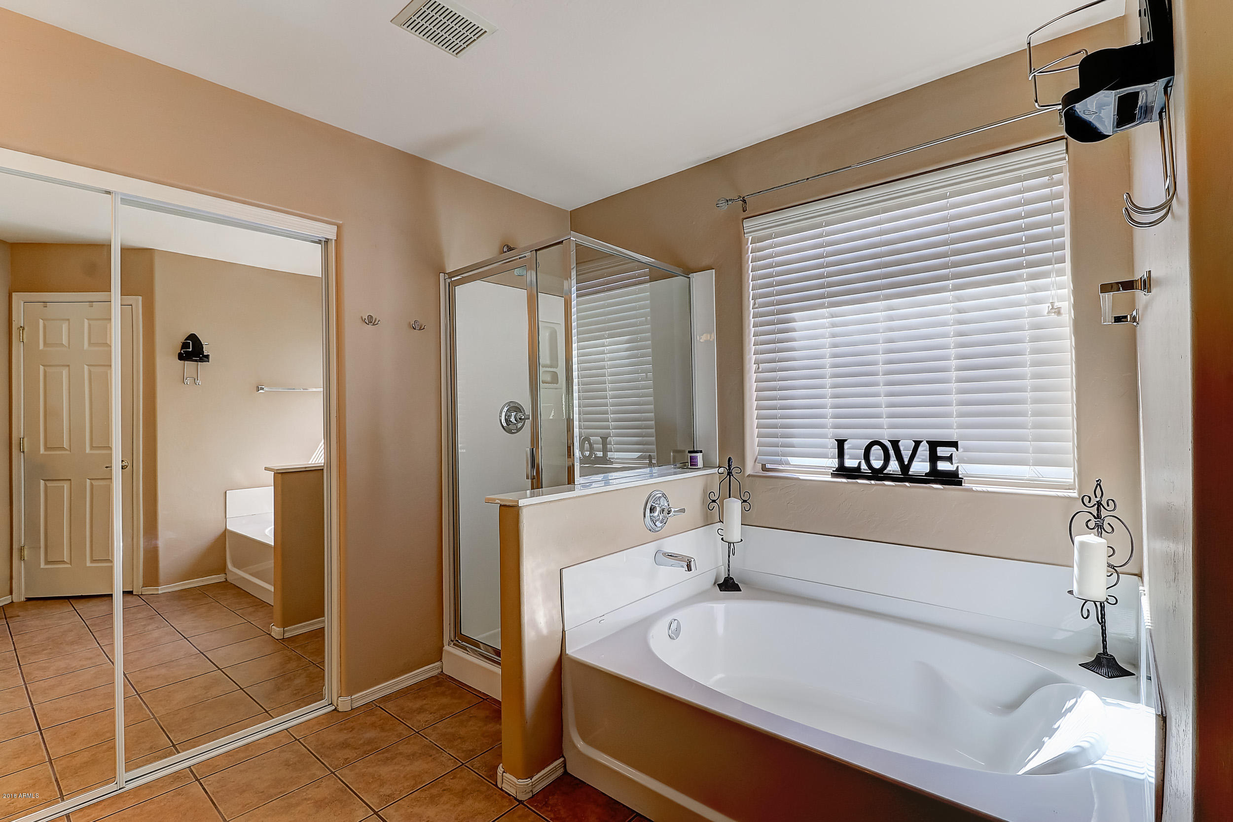 2506 West Carson Road Phoenix, AZ 85041 - Photo 15 of 44 Master Bath