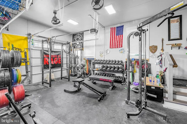 $999,999 | 757 Idlewyld Drive, Middletown, DE 19709